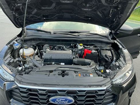 Used 2024 Ford Escape ST-Line w/ Tech Pack #1 image 18