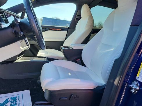 Used 2020 Tesla Model X Long Range image 7