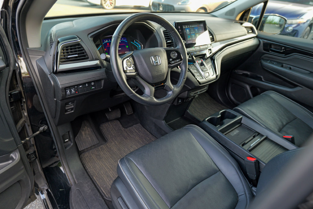 Used 2023 Honda Odyssey Elite image 19