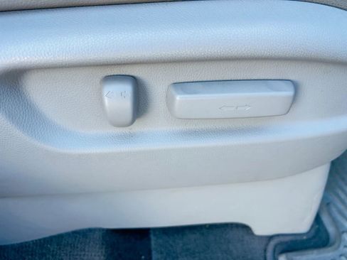 Used 2012 Honda Odyssey Touring image 13