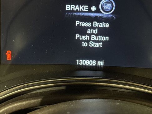 Used 2014 Jeep Grand Cherokee Overland w/ Advanced Technology Group image 23