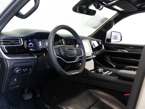 Used 2022 Jeep Wagoneer Series I w/ Convenience Group I RWD image 20