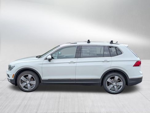 Used 2019 Volkswagen Tiguan SEL Premium w/ 3rd Row Seat Package AWD/4WD image 4
