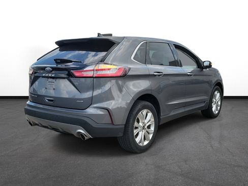 Used 2024 Ford Edge Titanium image 4