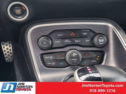 Used 2017 Dodge Challenger GT w/ GT Interior Package AWD/4WD image 20