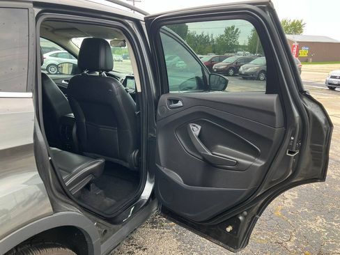 Used 2016 Ford Escape SE w/ SE Leather Comfort Package AWD/4WD image 15