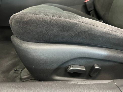 Used 2013 Nissan Altima 3.5 SV image 13