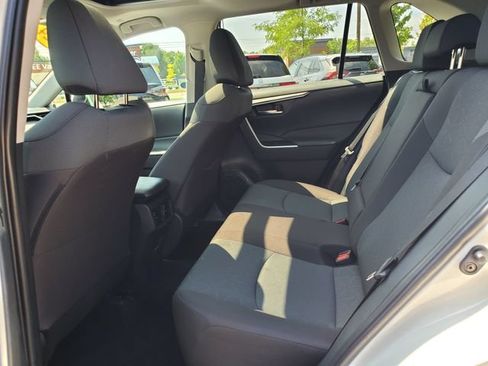 Certified 2024 Toyota RAV4 XLE w/ Convenience Package AWD/4WD image 9
