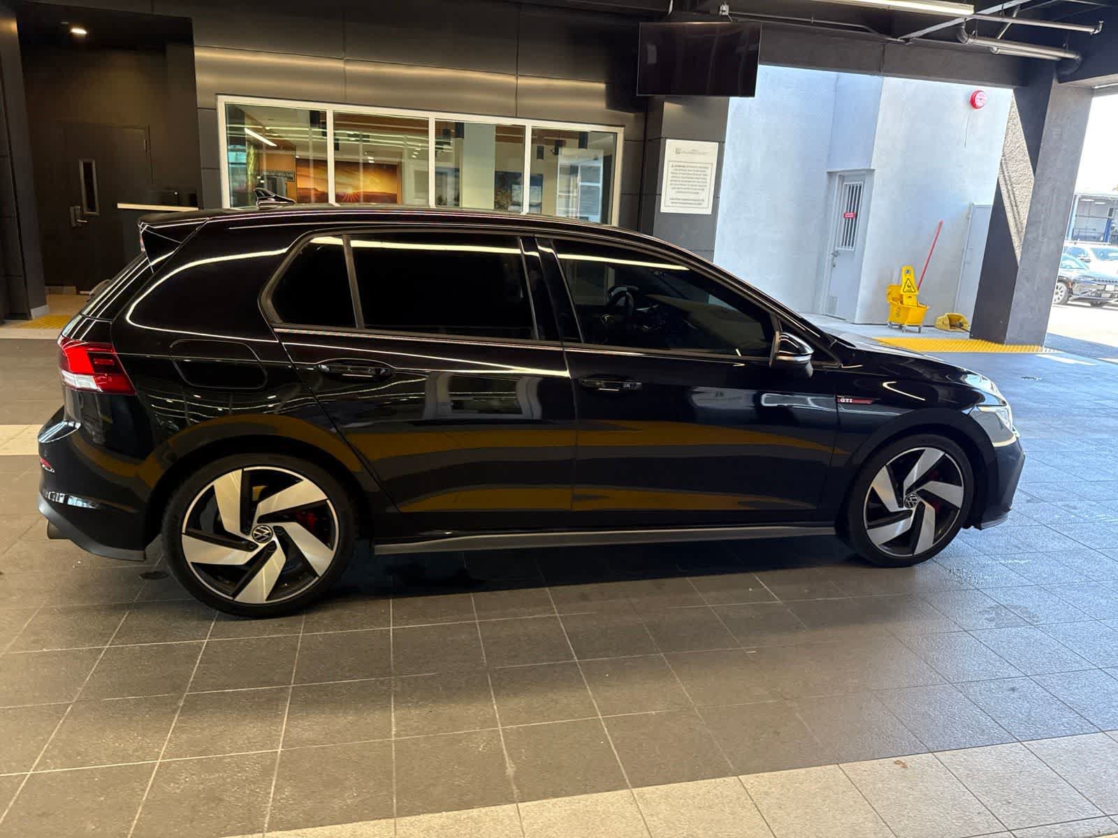 Used 2022 Volkswagen GTI S FWD image 8