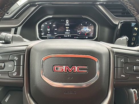 Used 2022 GMC Sierra 1500 AT4 w/ AT4 Premium Package image 25