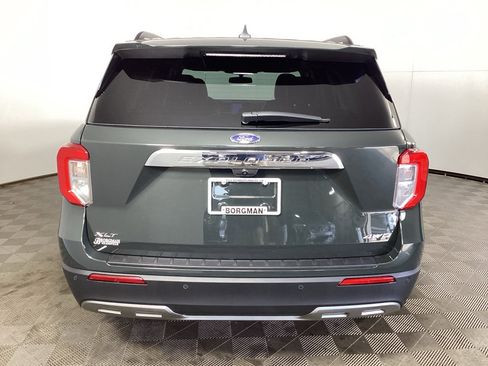 Used 2023 Ford Explorer XLT w/ Equipment Group 202A AWD/4WD image 3