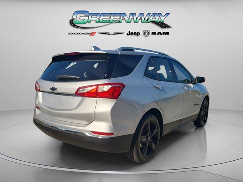 Used 2021 Chevrolet Equinox Premier w/ Redline Edition image 3