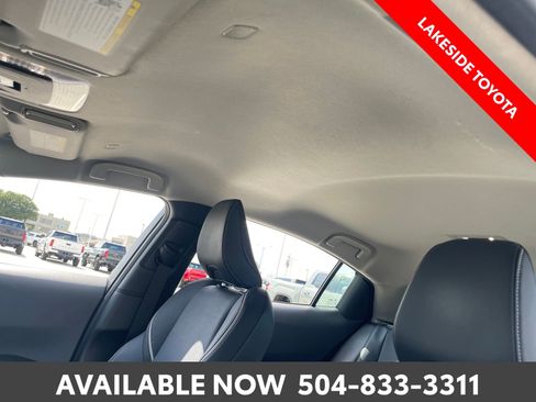 Used 2023 Toyota Prius XLE FWD image 30