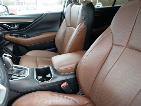 Used 2021 Subaru Outback Touring w/ Popular Package #2 image 10