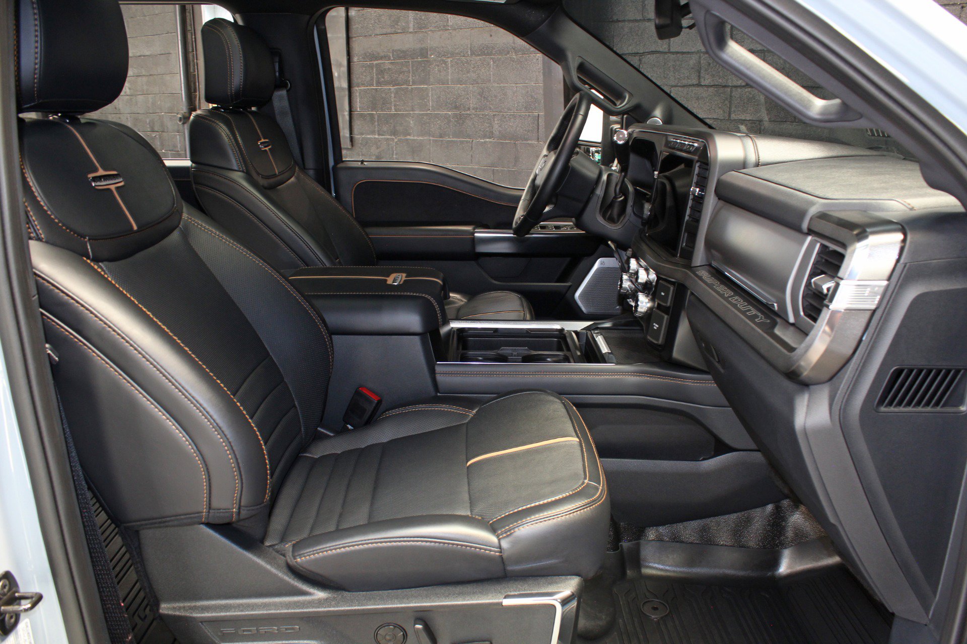 Used 2024 Ford F250 Platinum w/ Tremor Off-Road Package AWD/4WD image 62