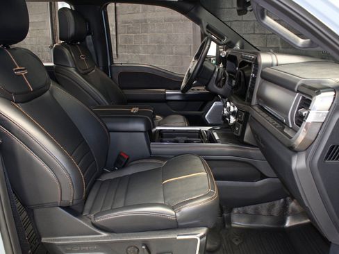 Used 2024 Ford F250 Platinum w/ Tremor Off-Road Package AWD/4WD image 62