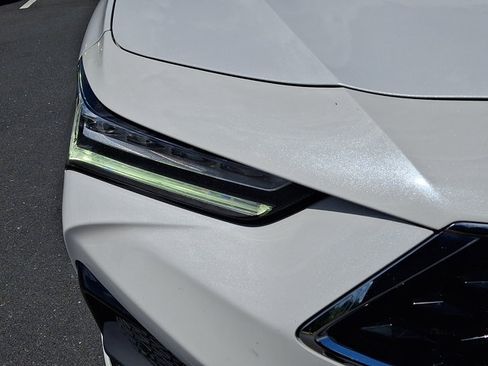 Used 2023 Acura TLX w/ Technology Package FWD image 9
