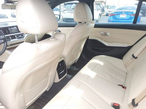 Used 2020 BMW 330i xDrive Sedan w/ Convenience Package AWD/4WD image 19