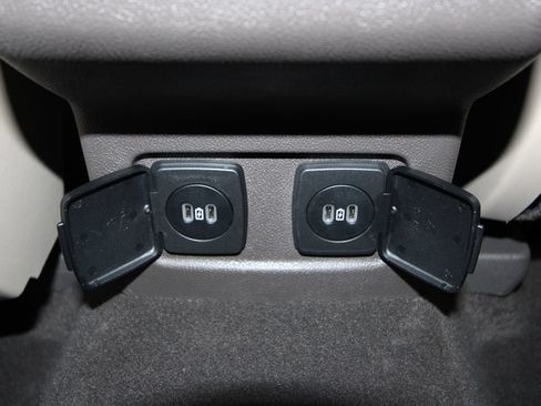 Used 2024 Lincoln Corsair FWD w/ Equipment Group 101A image 30