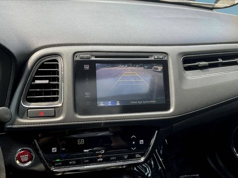 Used 2016 Honda HR-V EX image 14