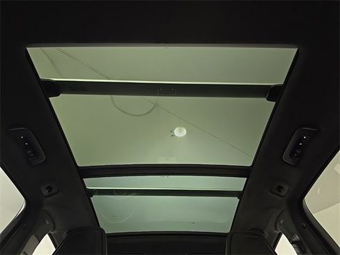 New 2025 Porsche Cayenne Turbo image 14