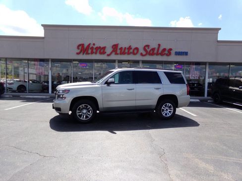 Used 2016 Chevrolet Tahoe LT image 1