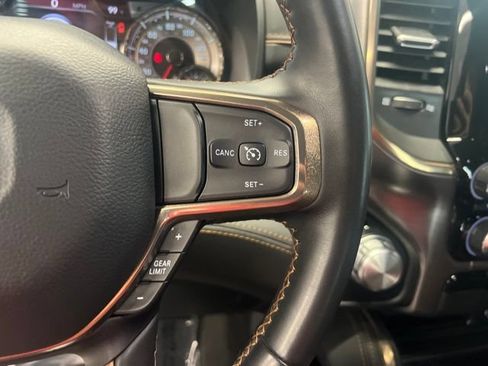 Used 2022 RAM 1500 Limited w/ Body Color Bumper Group AWD/4WD image 15