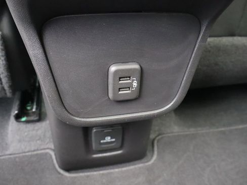 Used 2024 Chevrolet Equinox RS FWD image 20