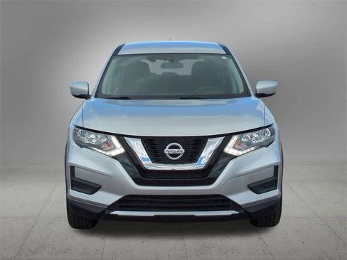 Used 2017 Nissan Rogue S image 9