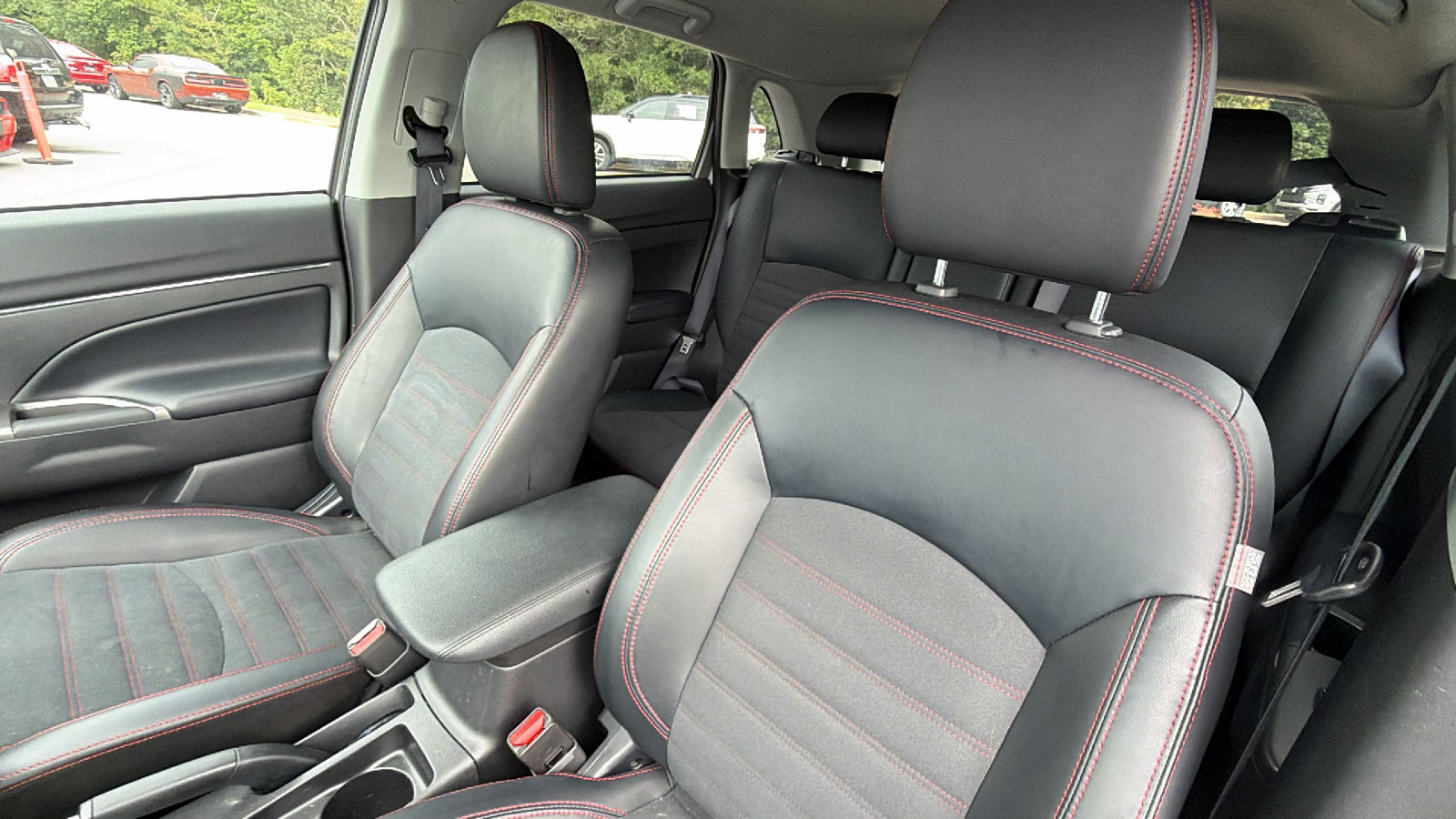 Used 2024 Mitsubishi Outlander Sport AWD image 17