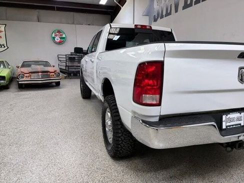 Used 2017 RAM 2500 SLT AWD/4WD image 9