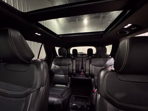 Used 2020 Ford Explorer ST w/ ST High-Performance Pack AWD/4WD image 20