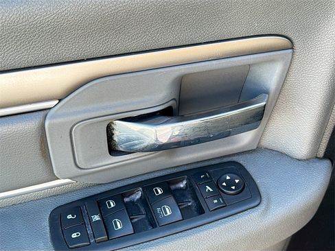 Used 2017 RAM 1500 Big Horn image 18