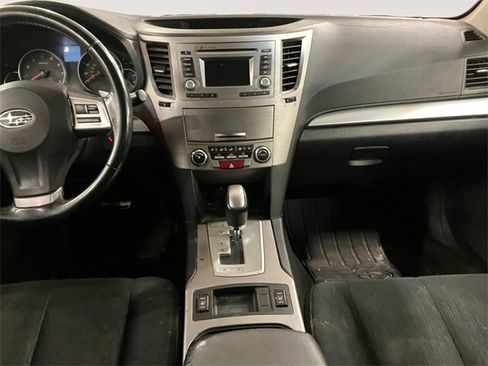 Used 2014 Subaru Outback 2.5i Premium w/ Moonroof Package image 11