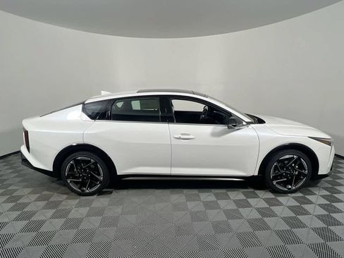 New 2026 Kia K4 EX w/ GT-Line Premium Package FWD image 2
