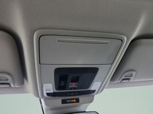 Used 2024 Honda Accord EX image 17