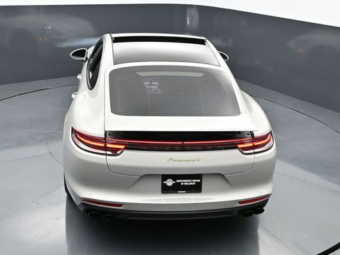 Used 2020 Porsche Panamera 4 image 55