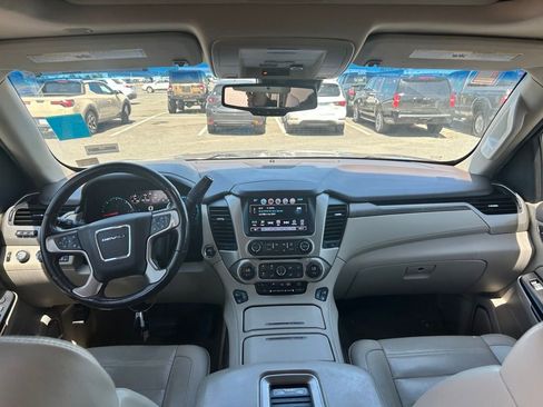 Used 2018 GMC Yukon XL Denali w/ Open Road Package AWD/4WD image 20