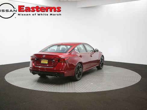 Used 2023 Nissan Altima 2.5 SR w/ SR Premium Package image 61