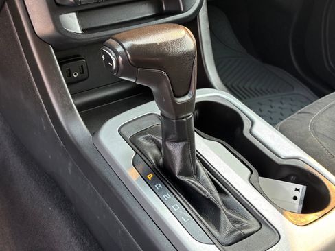 Used 2019 Chevrolet Colorado LT w/ LT Convenience Package AWD/4WD image 19