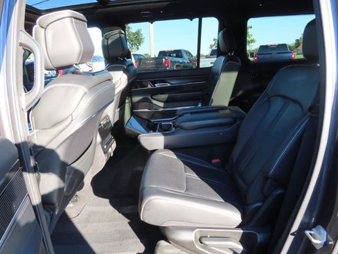 Used 2024 Jeep Grand Wagoneer L Series II w/ Quick Order Packagew 28T AWD/4WD image 38