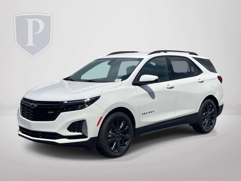 Used 2024 Chevrolet Equinox RS FWD image 4