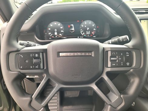 New 2026 Land Rover Defender 130 X-Dynamic SE AWD/4WD image 25