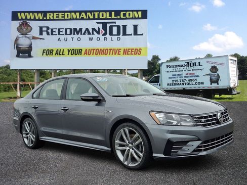 Used 2018 Volkswagen Passat 2.0T R-Line image 1