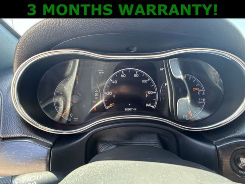 Used 2014 Jeep Grand Cherokee Limited image 16