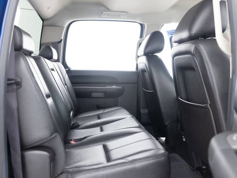 Used 2013 Chevrolet Silverado 2500 LT w/ Interior Plus Package image 33