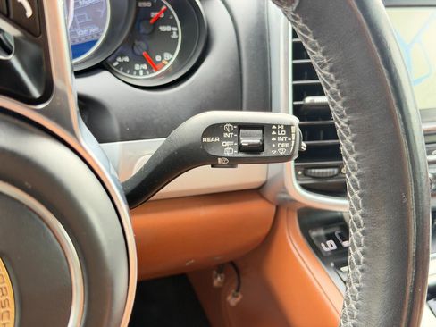 Used 2016 Porsche Cayenne GTS AWD/4WD image 87