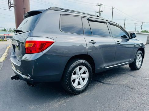 Used 2010 Toyota Highlander SE image 6