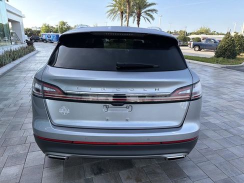 Certified 2023 Lincoln Nautilus AWD w/ Premium Package image 3