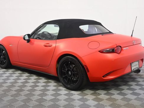 Used 2016 MAZDA MX-5 Miata Sport RWD image 3